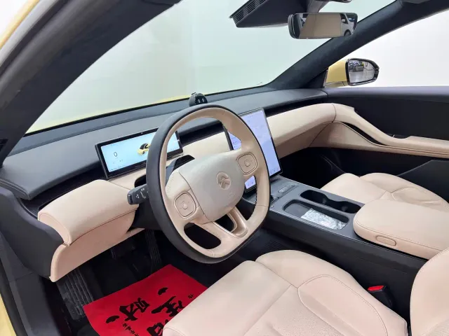 Nio ET5 — Фото автомобиля 15