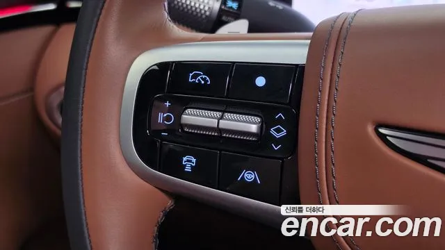 Genesis GV70 — Фото автомобиля 19