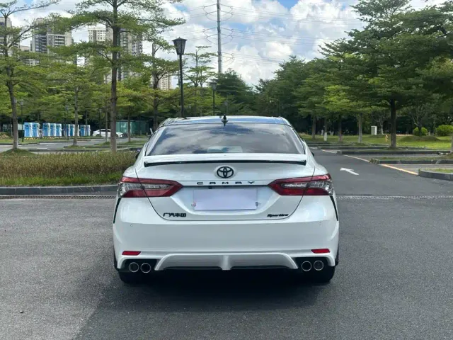 Toyota Camry — Фото автомобиля 17