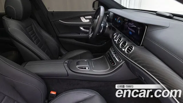 Mercedes-Benz E-Class W213 — Фото автомобиля 11