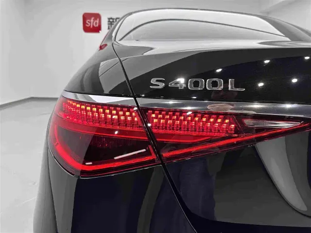 Mercedes-Benz S-Class — Фото автомобиля 23