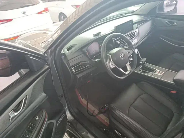 Changan CS75 — Фото автомобиля 15