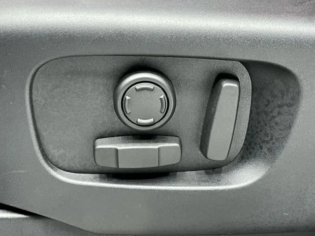 Land Rover Discovery — Фото автомобиля 19
