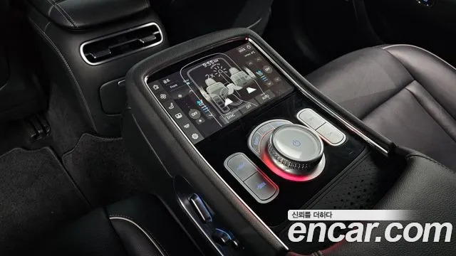 Genesis G90 Бензин 3.5 турбо AWD — Фото автомобиля 19