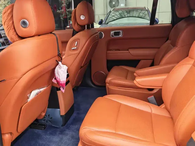 Li Auto L9 — Фото автомобиля 5