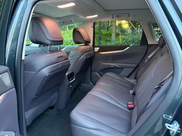 Buick Zhijing E7 — Фото автомобиля 5