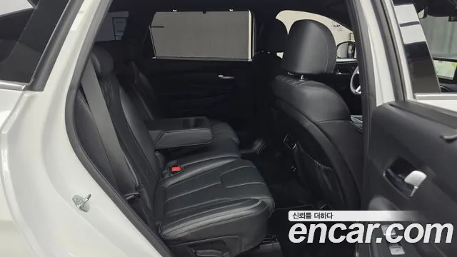Hyundai Santafe Новый Santa Fe Дизель 2.2 4WD — Фото автомобиля 25