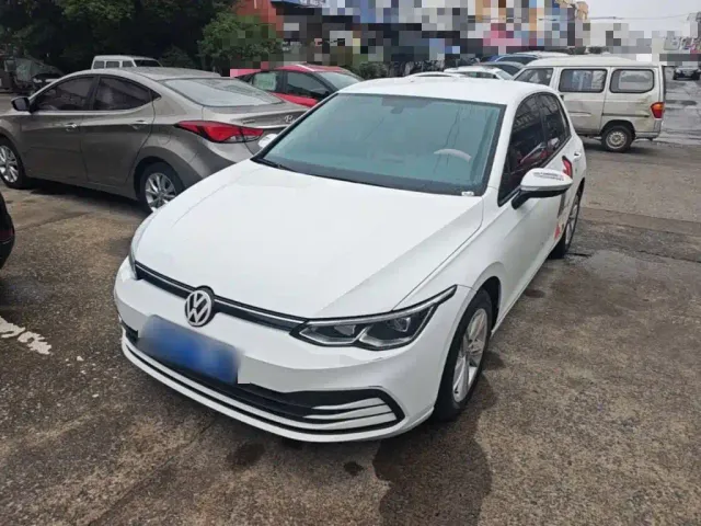 Фотография автомобиля — Volkswagen Golf