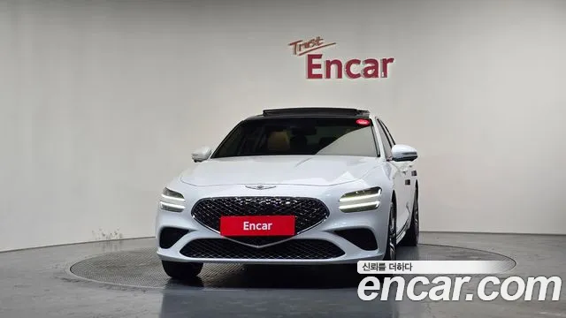 Genesis G70 Новый G70 Бензин 2.5T 2WD — Фото автомобиля 3
