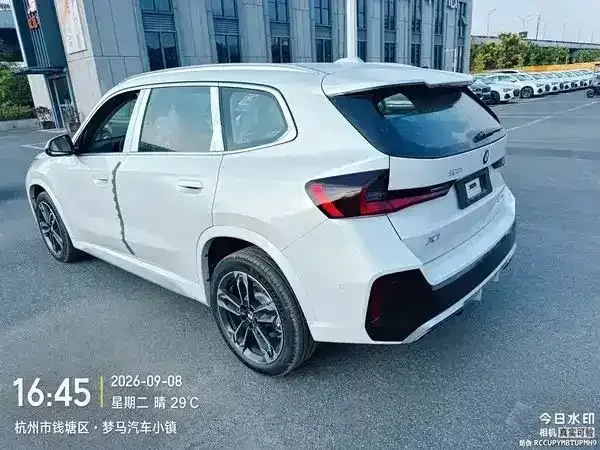 BMW X1 — Фото автомобиля 2