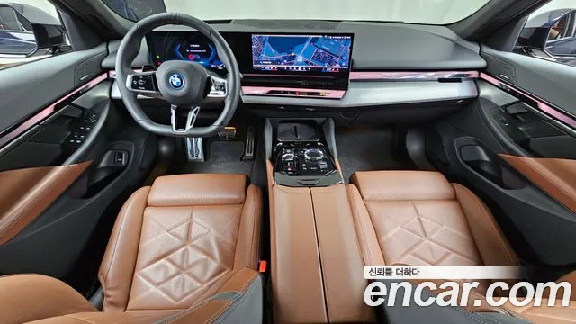 BMW i5 G60 — Фото автомобиля 10