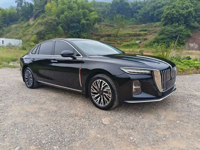 Hongqi H5 — Фото автомобиля 3