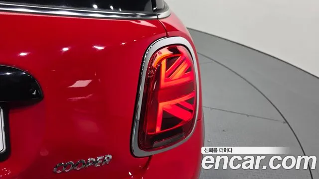 Mini Cooper Cooper Classic Plus — Фото автомобиля 23