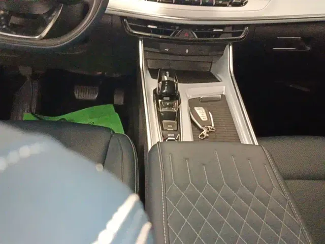 Geely Jiaji — Фото автомобиля 13