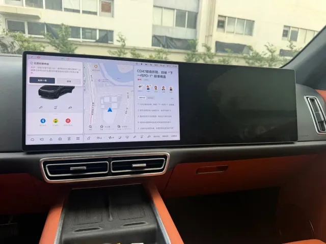 Li Auto L8 — Фото автомобиля 7