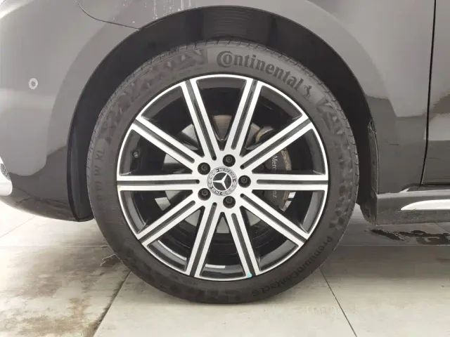 Mercedes-Benz V-Class — Фото автомобиля 17