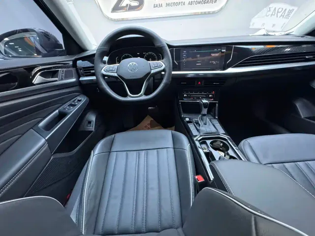 Volkswagen Passat — Фото автомобиля 12