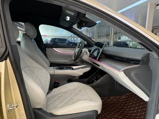 Changan Qiyuan A07 — Фото автомобиля 8