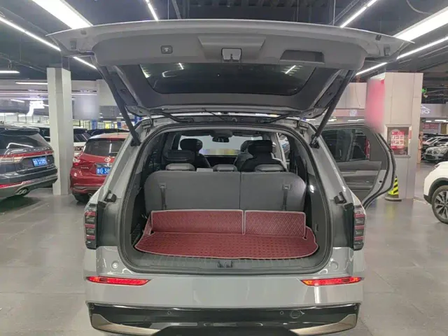Ford Edge — Фото автомобиля 18