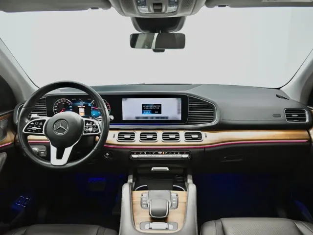 Mercedes-Benz GLE-Class — Фото автомобиля 8