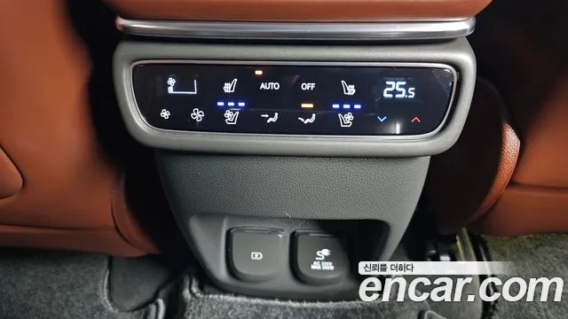 Genesis GV80 2.5T Бензин AWD — Фото автомобиля 18