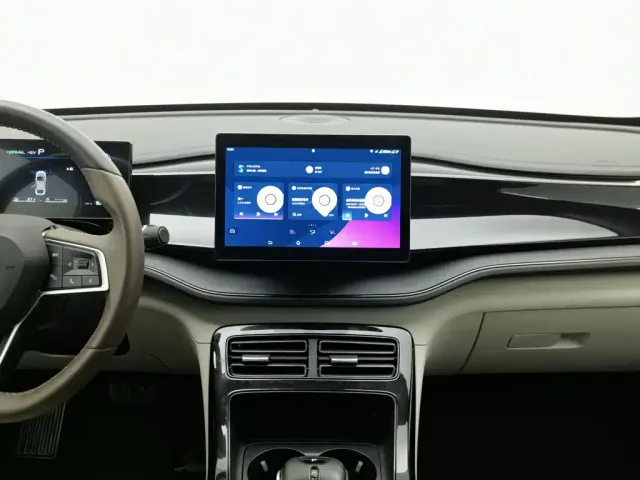 BYD Qin PLUS — Фото автомобиля 12
