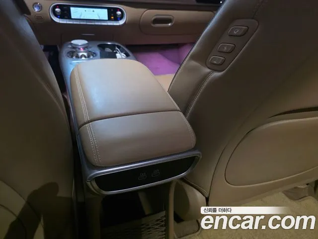 Genesis GV60 — Фото автомобиля 18