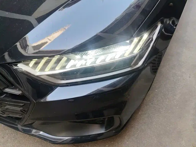 Audi A7L — Фото автомобиля 23