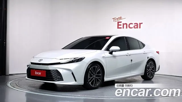 Фотография автомобиля — Toyota Camry XV80