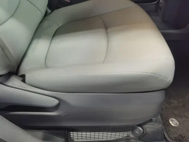 Toyota Granvia — Фото автомобиля 18