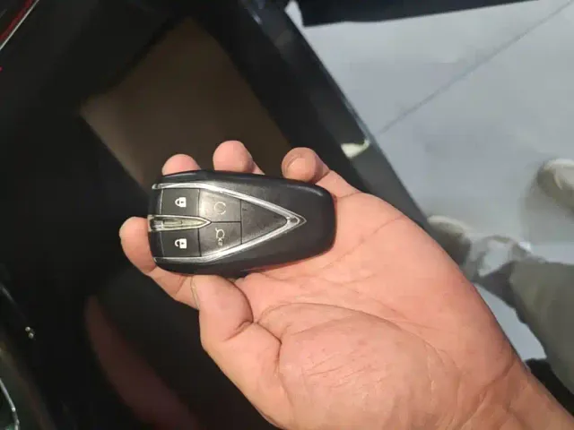 Changan Oushang X5 — Фото автомобиля 16