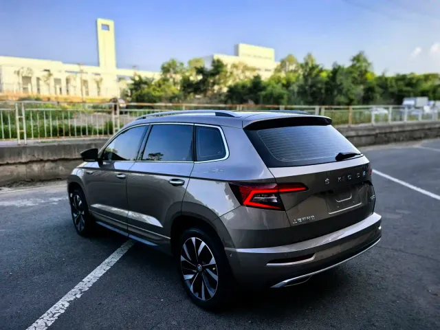 Skoda Karoq — Фото автомобиля 4