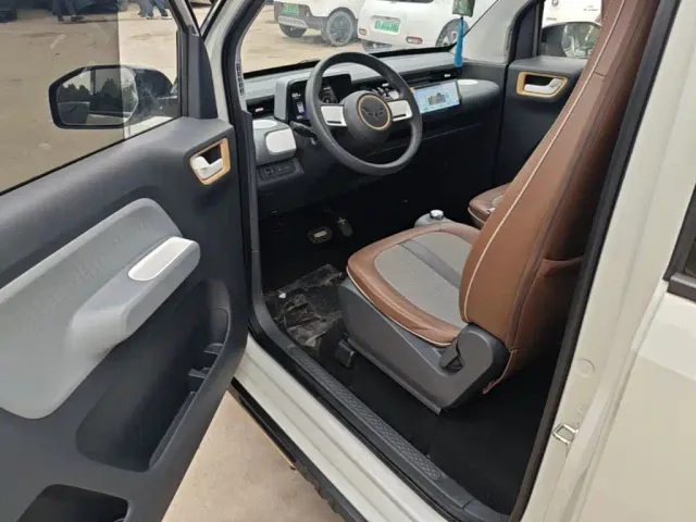Wuling Hongguang Mini EV — Фото автомобиля 15