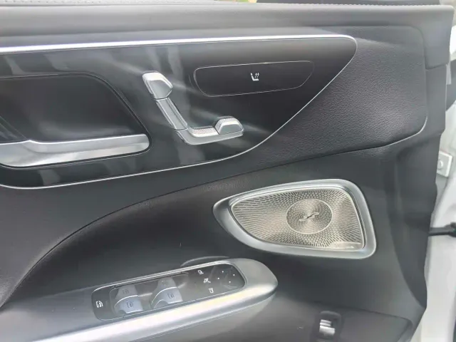 Mercedes-Benz C-Class — Фото автомобиля 8