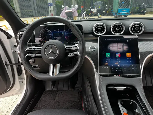 Mercedes-Benz C-Class — Фото автомобиля 6