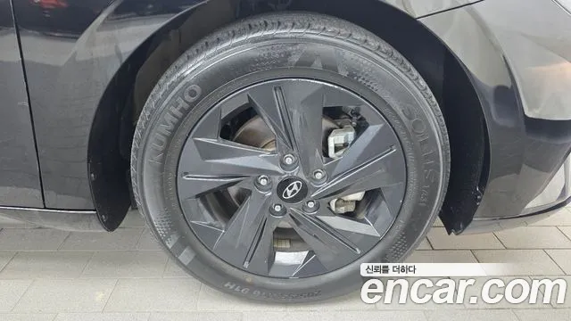 Hyundai AVANTE Avante (CN7) — Фото автомобиля 21