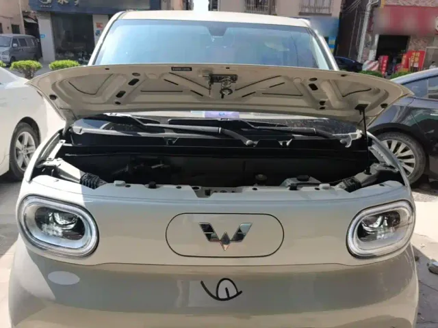 Wuling Hongguang Mini EV — Фото автомобиля 19