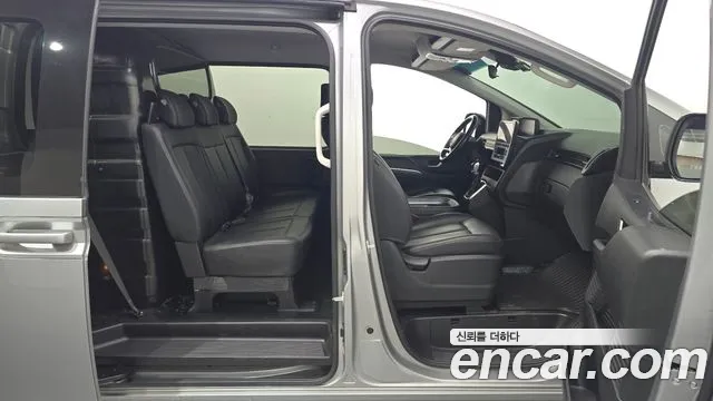 Hyundai Staria — Фото автомобиля 16