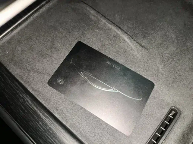 Xiaomi SU7 — Фото автомобиля 8