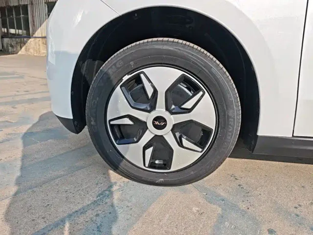 JAC Yiwei 3 — Фото автомобиля 22