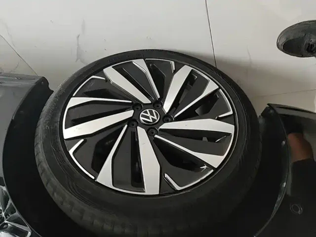 Volkswagen Passat — Фото автомобиля 22