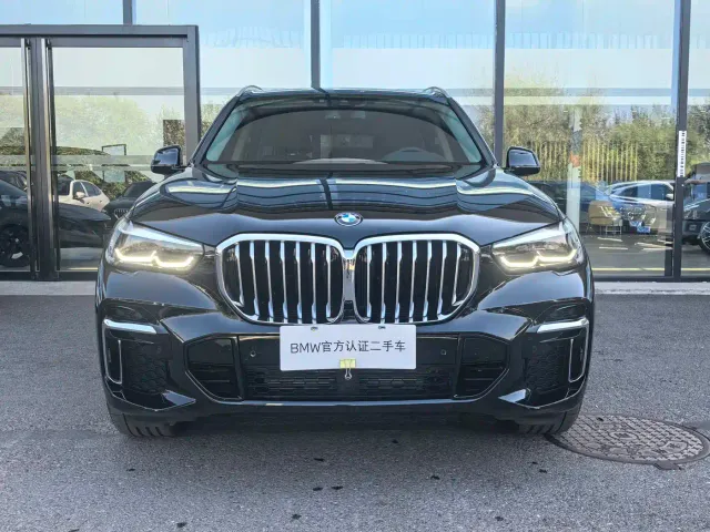BMW X5 — Фото автомобиля 2