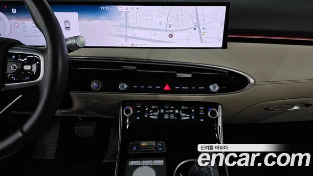 Genesis GV70 — Фото автомобиля 14