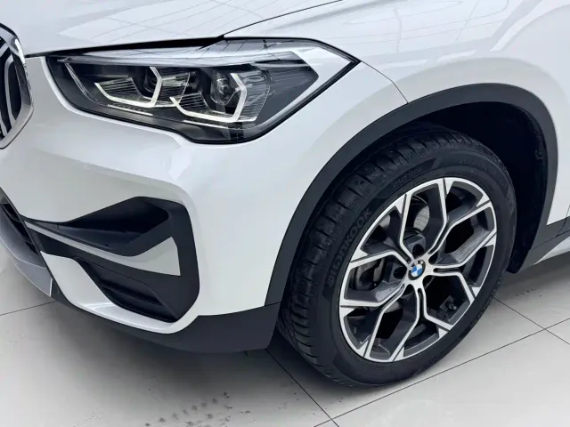 BMW X1 — Фото автомобиля 4