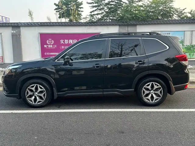 Subaru Forester — Фото автомобиля 15