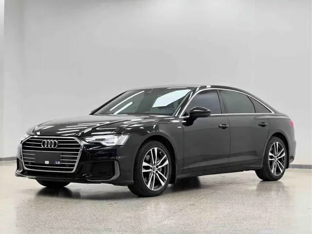 Фотография автомобиля — Audi A6L