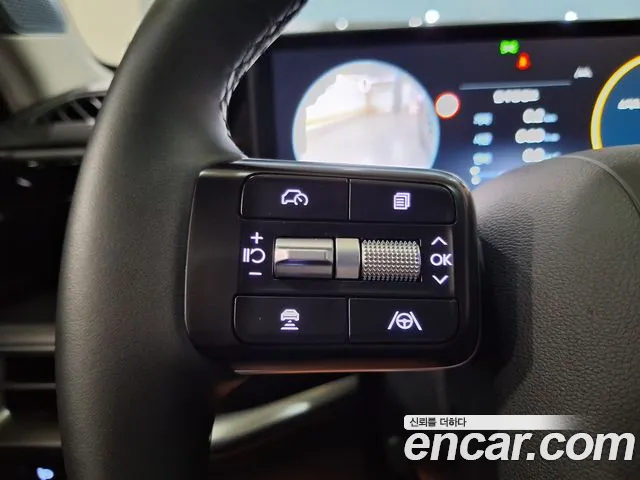 Hyundai Grandeur Grandeur (GN7) 2.5 Бензин 2WD — Фото автомобиля 3