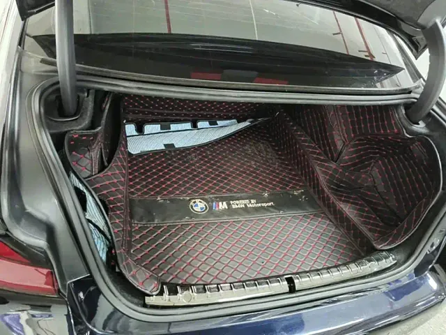BMW 5 Series — Фото автомобиля 5