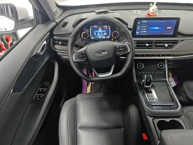 Chery Tiggo 8 — Фото автомобиля 10