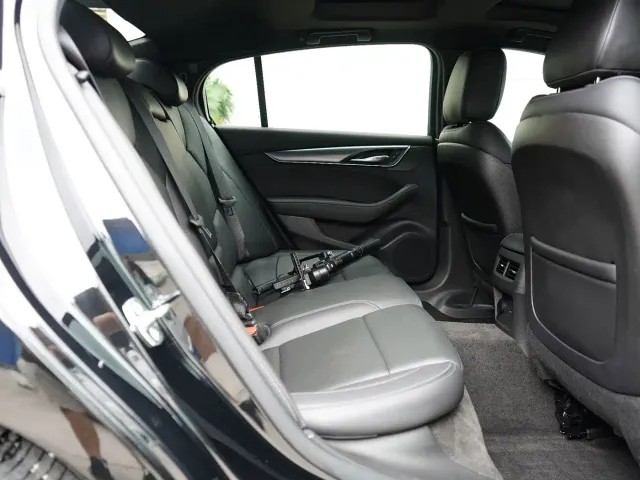 Cadillac CT5 — Фото автомобиля 6